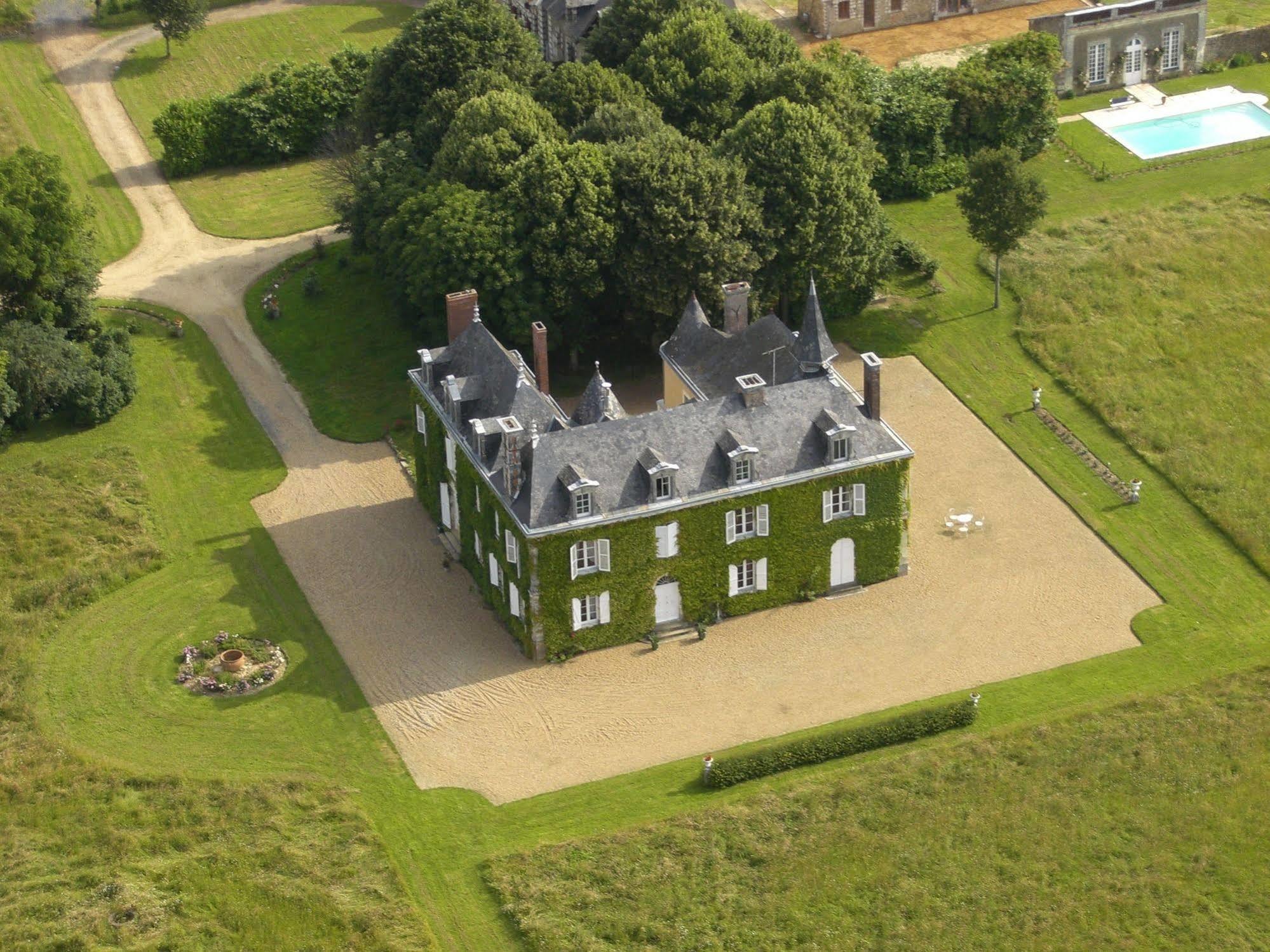 Chateau Des Lutz Daon エクステリア 写真
